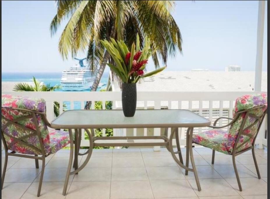 Ocho Rios 2 Bedroom Apartment/Flat ภายนอก รูปภาพ