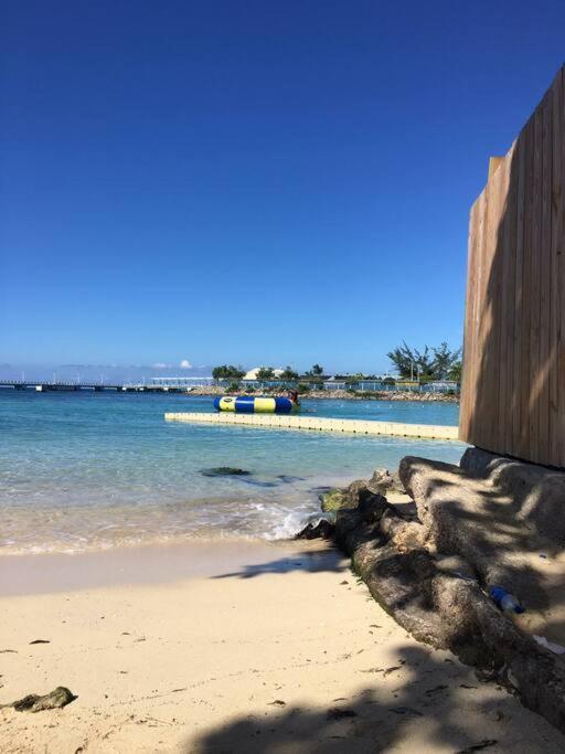 Ocho Rios 2 Bedroom Apartment/Flat ภายนอก รูปภาพ