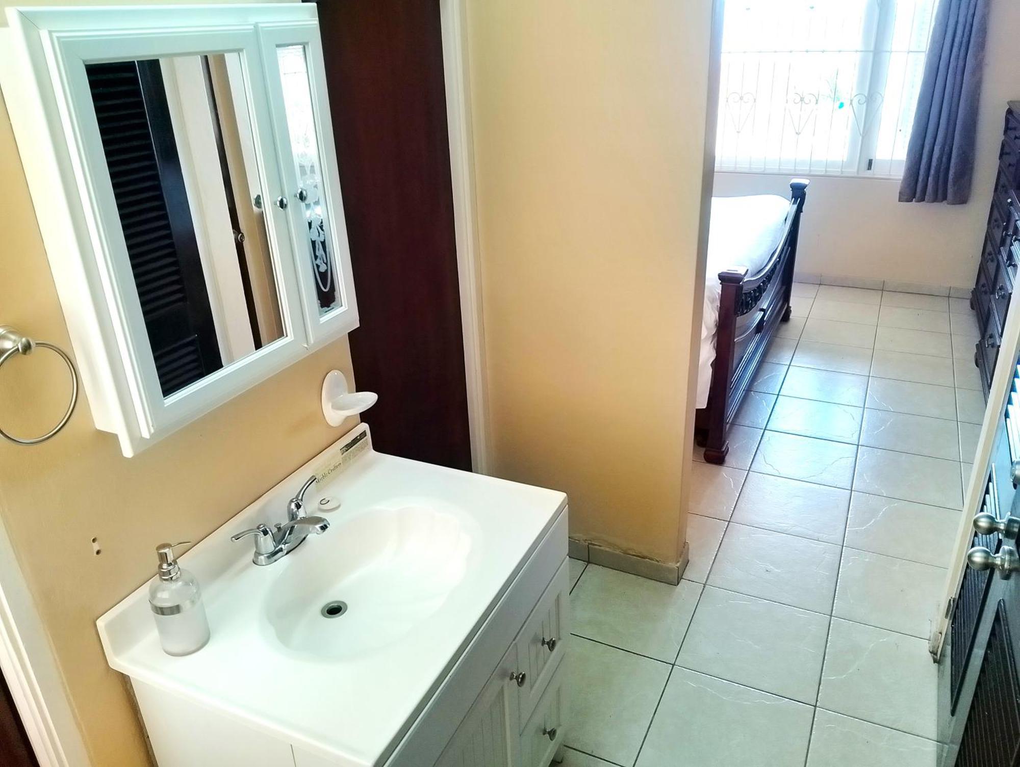 Ocho Rios 2 Bedroom Apartment/Flat ภายนอก รูปภาพ