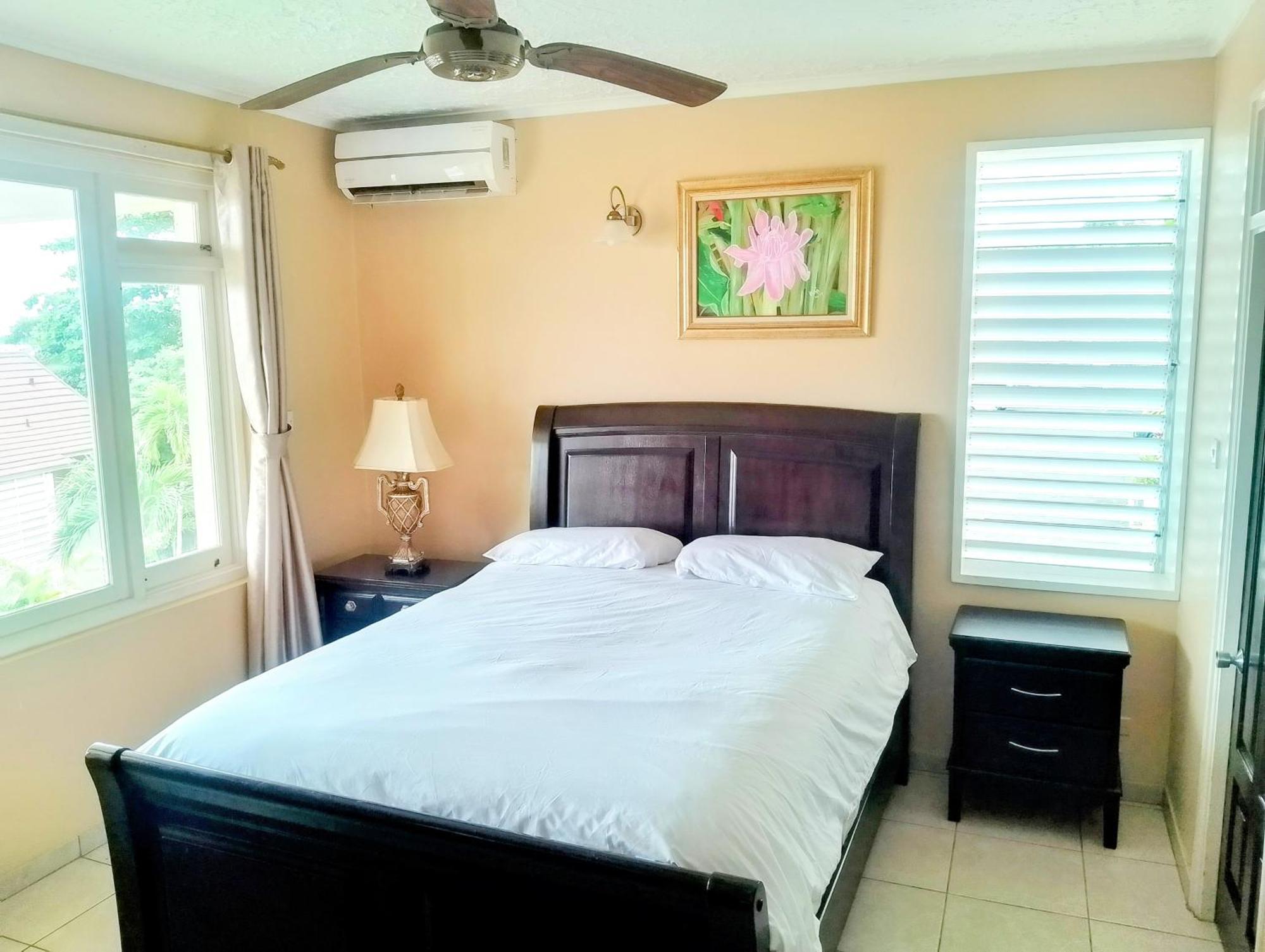 Ocho Rios 2 Bedroom Apartment/Flat ภายนอก รูปภาพ